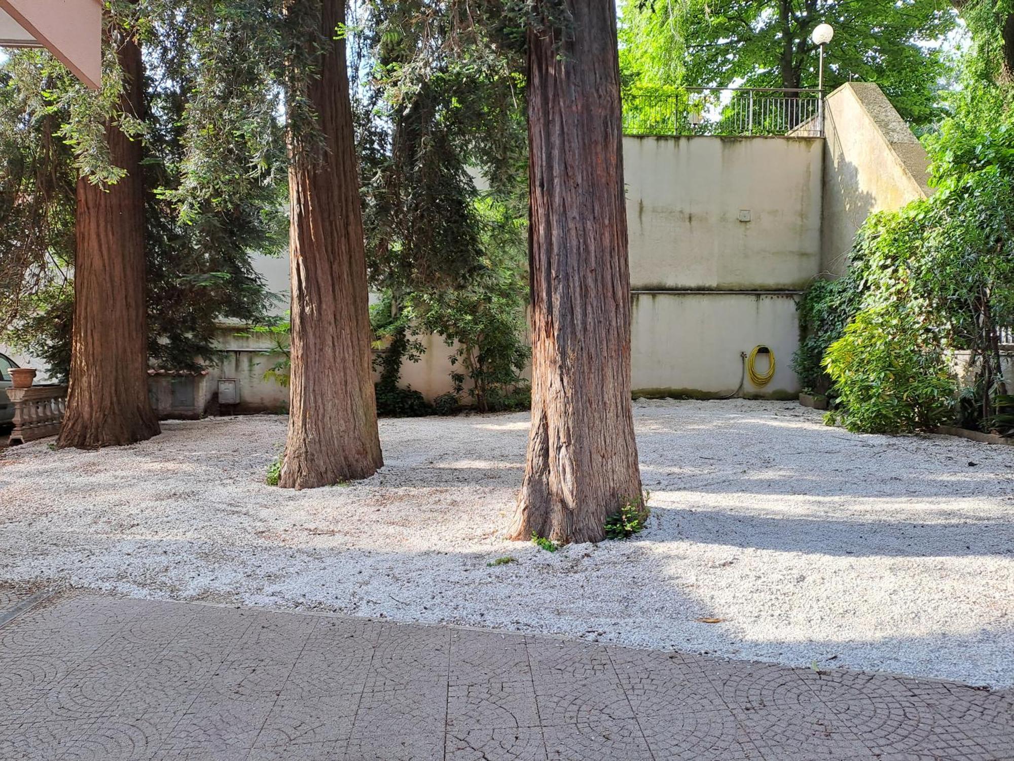 Hotel Villa Robinia جنزانو دي روما المظهر الخارجي الصورة
