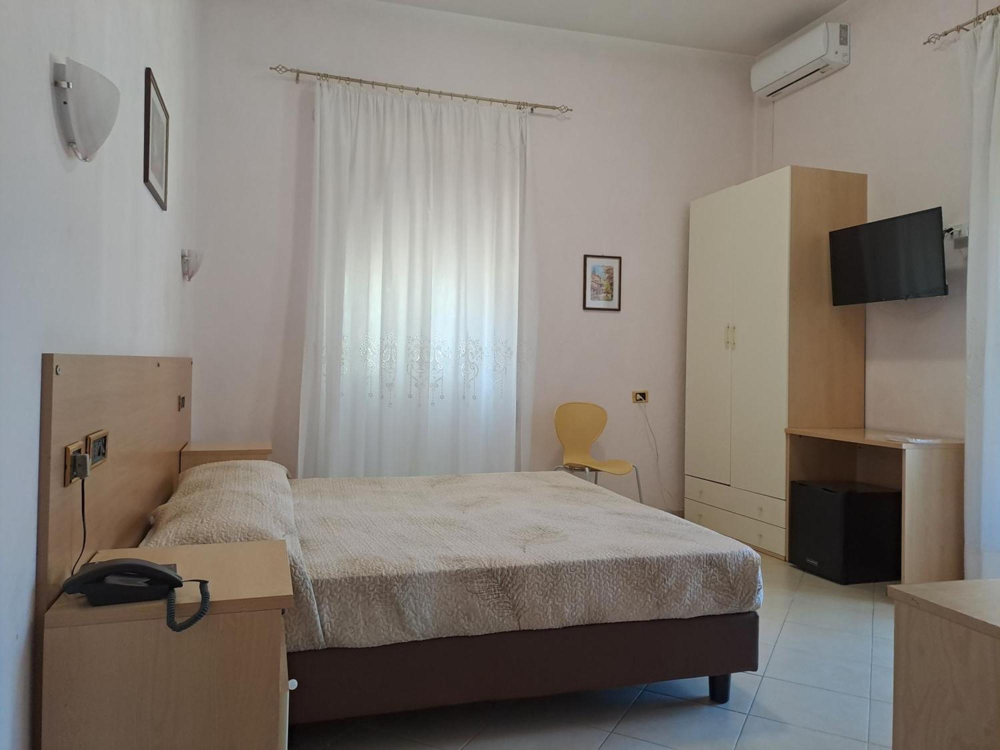 Hotel Villa Robinia جنزانو دي روما المظهر الخارجي الصورة