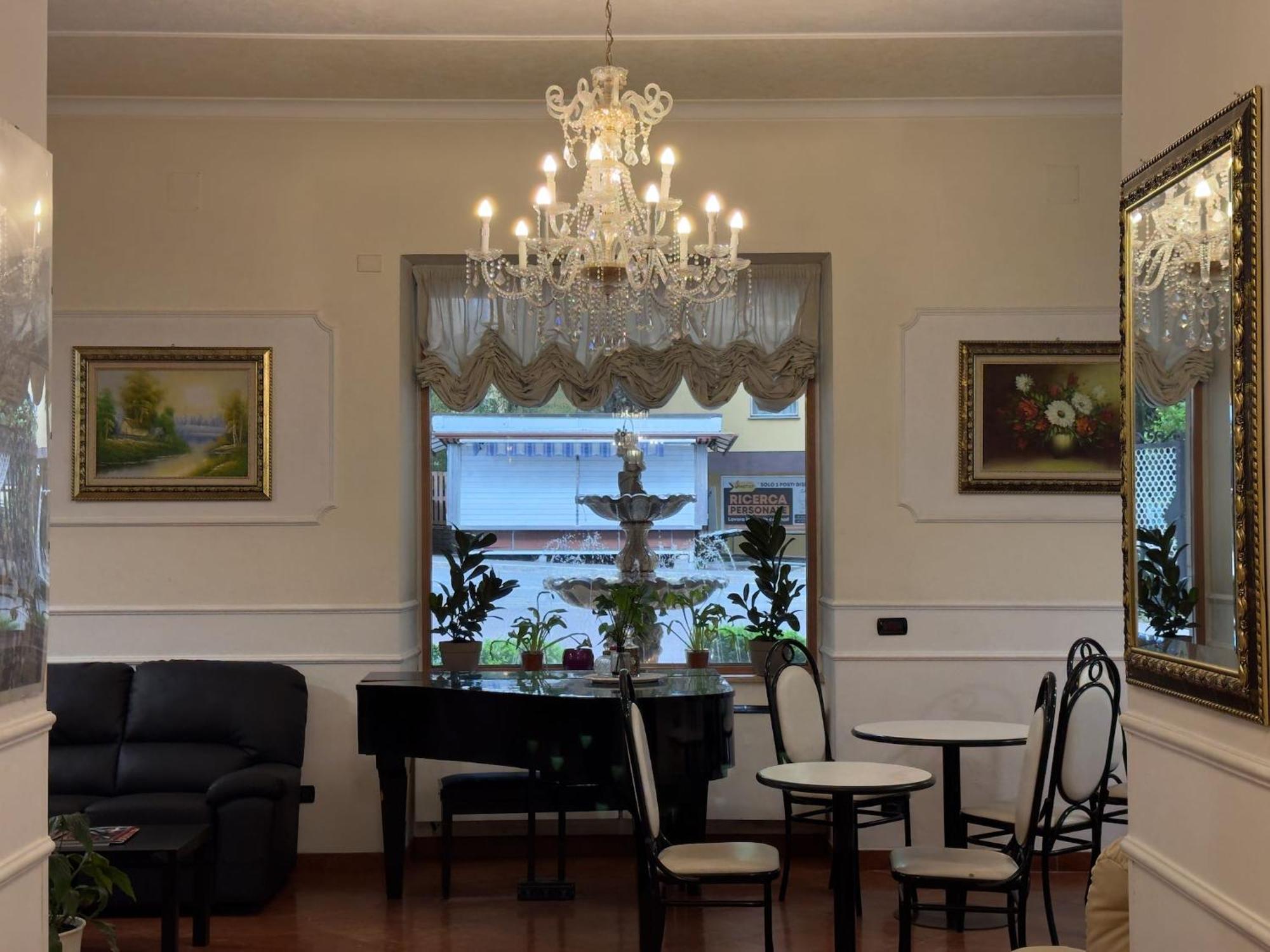 Hotel Villa Robinia جنزانو دي روما المظهر الخارجي الصورة