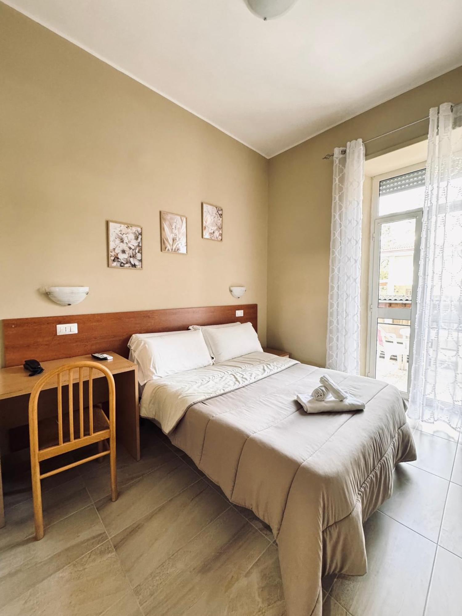 Hotel Villa Robinia جنزانو دي روما المظهر الخارجي الصورة