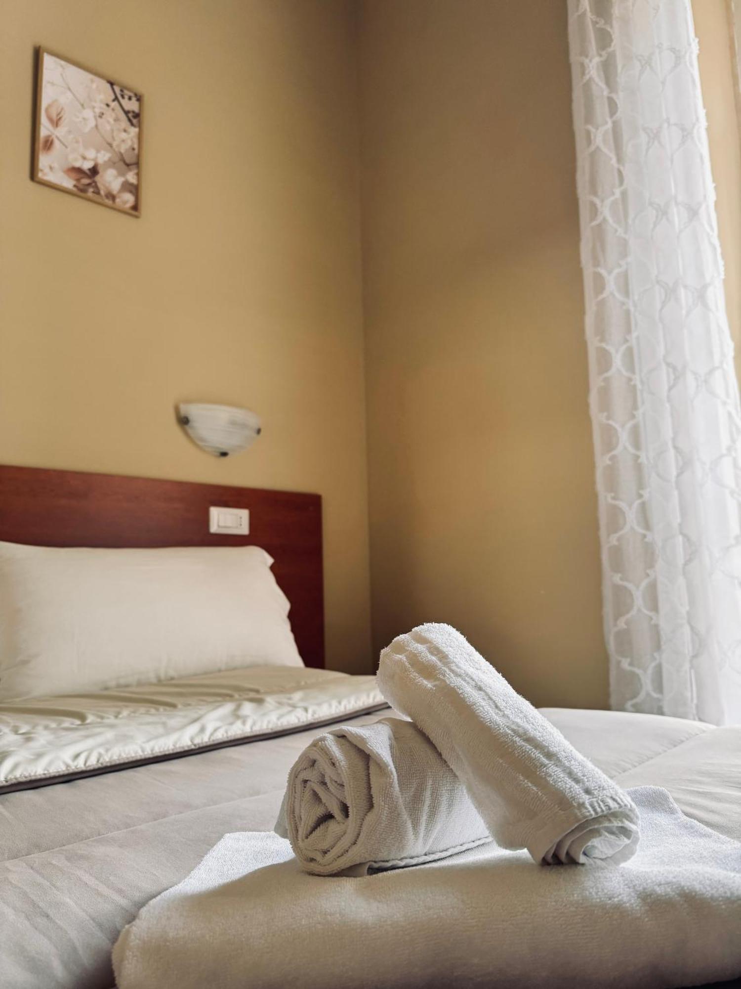Hotel Villa Robinia جنزانو دي روما المظهر الخارجي الصورة