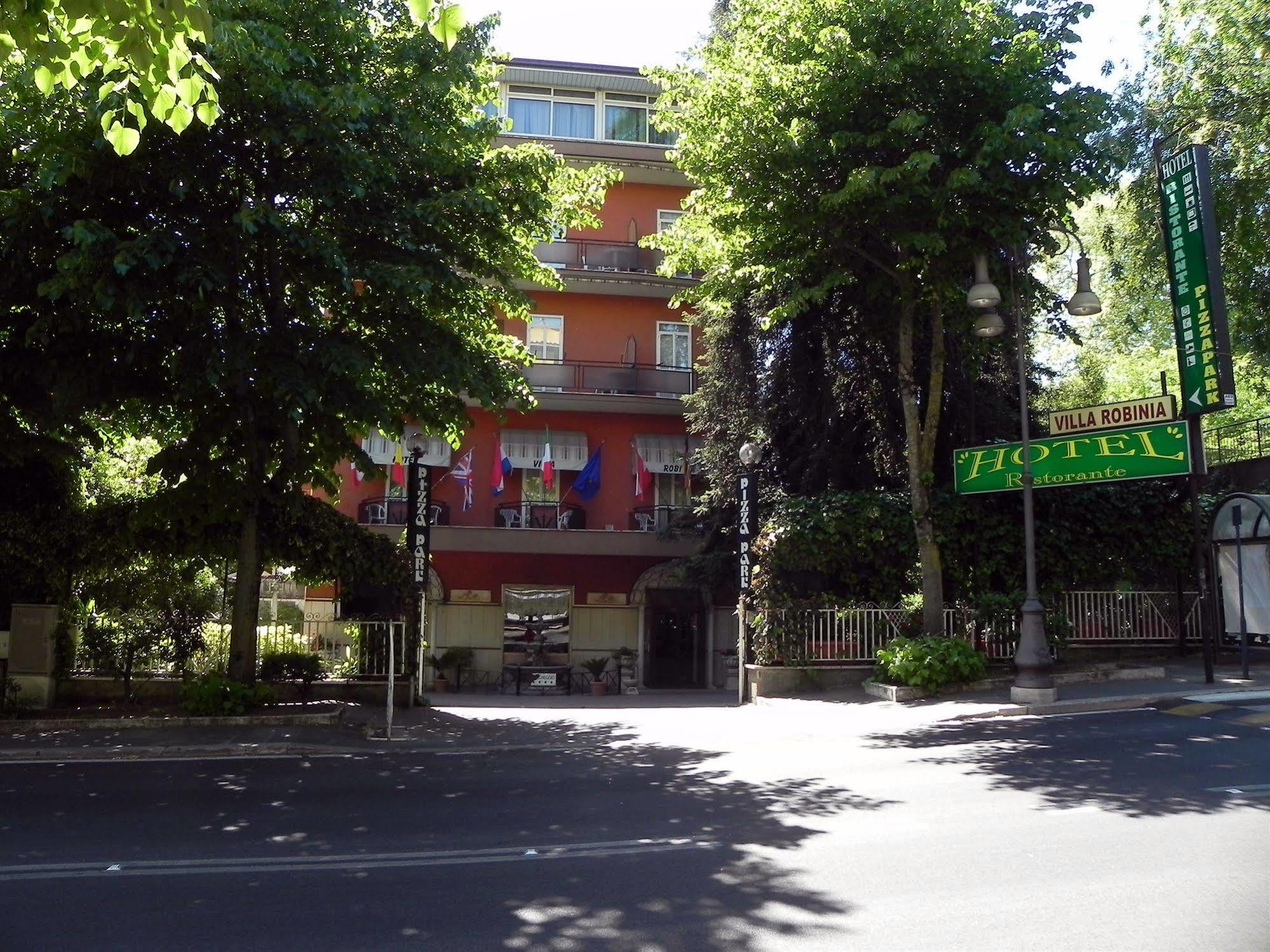 Hotel Villa Robinia جنزانو دي روما المظهر الخارجي الصورة
