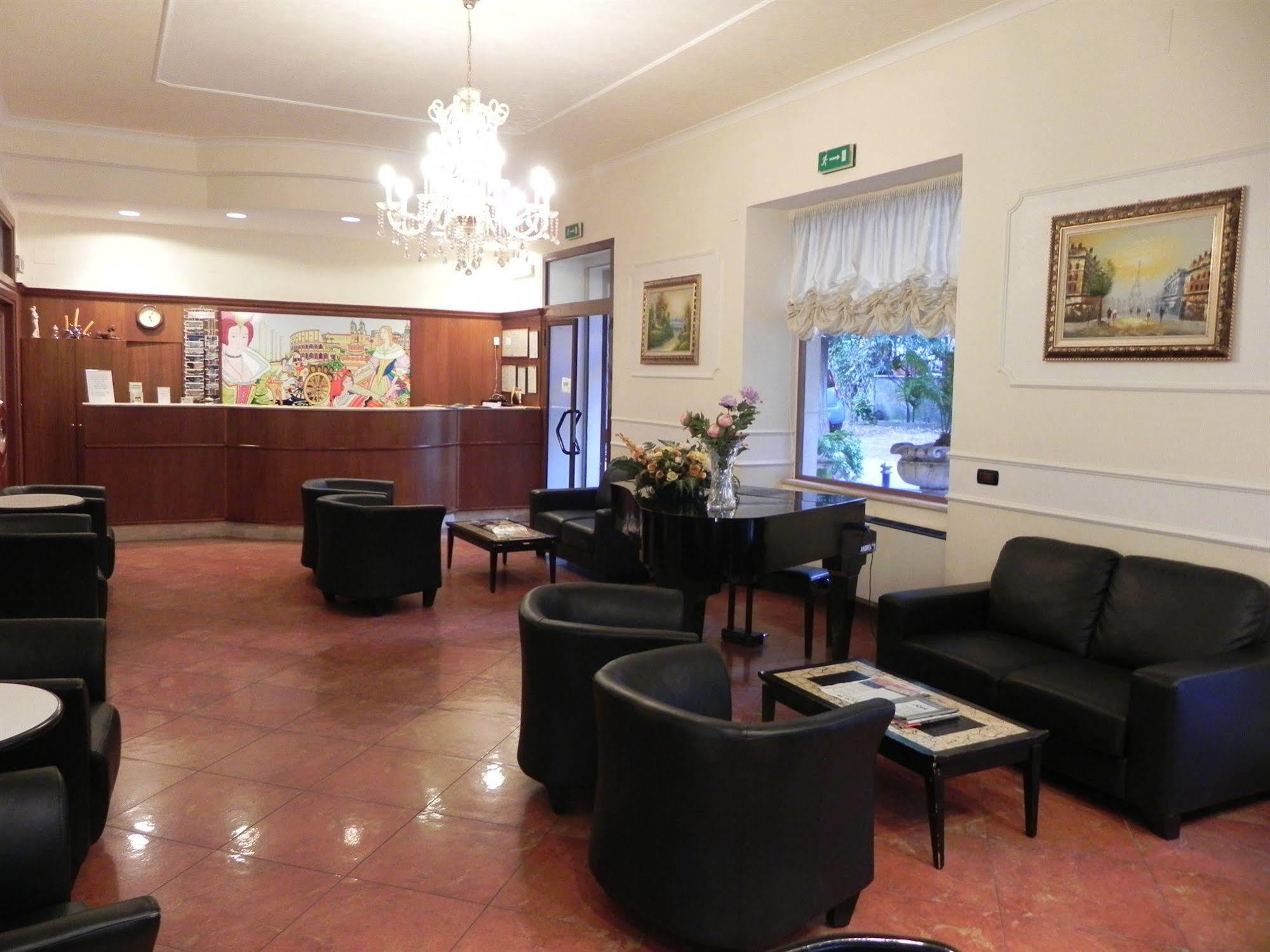 Hotel Villa Robinia جنزانو دي روما المظهر الخارجي الصورة